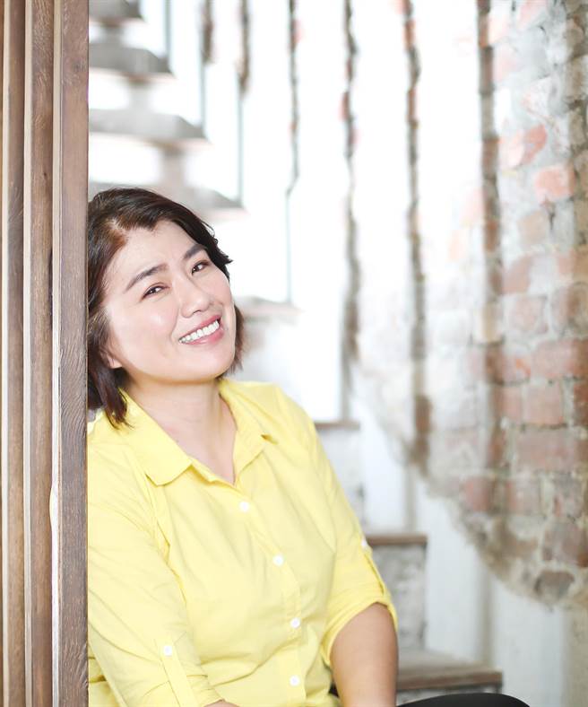 嚴藝文提到理想型相當害羞。（陳俊吉攝）