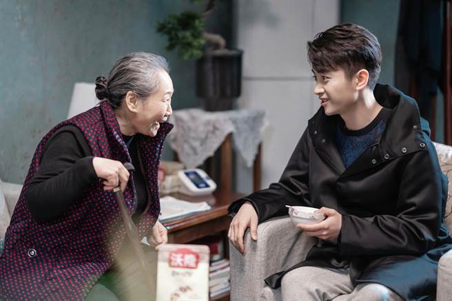 陈晓不但受到年轻粉丝欢迎，长辈也超喜欢看他演戏。（LiTV提供）