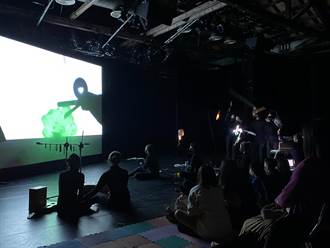 Dot Go兒童藝術節開幕 中山工商表演光影偶戲