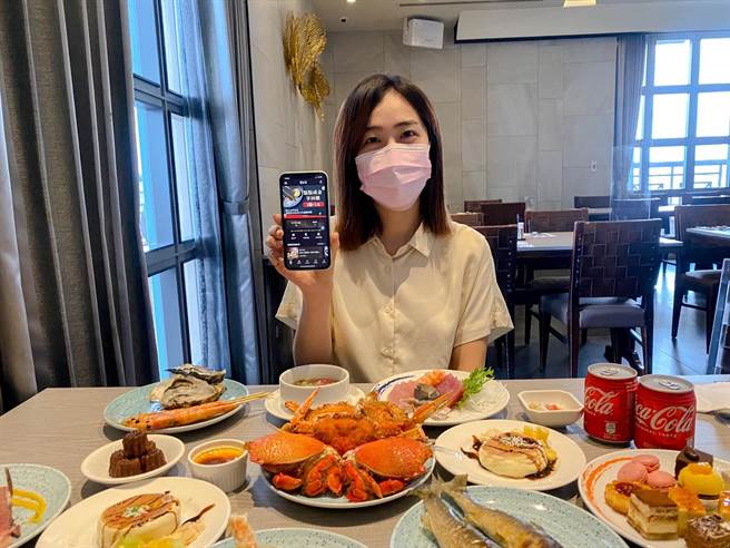 《來美食APP》正式上線，整合集點、訂位、優惠一站式升級的美食消費體驗，下載註冊成為會員即送價值2000元開幕大禮包。（柯宗緯翻攝）