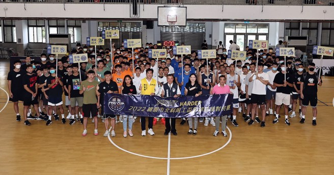 这次高科附工杯所有参加高甲组的球队合照。(哲扬国际行销提供)