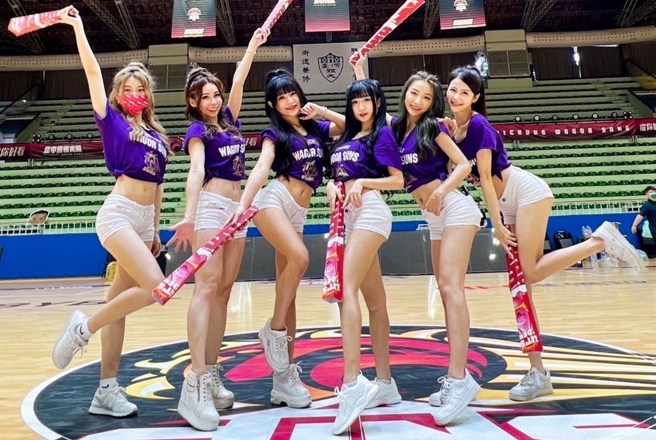 台中葳格太陽啦啦隊Shiny Girls即將徵選新成員了。(葳格太陽提供)