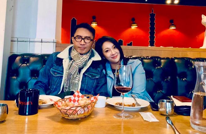 台灣嫩妻陳貞均昨發文表示已答應簽字離婚，之後林立洋發文，雖沒講到離婚兩個字，但特地標記了老婆的帳號。(翻攝自林利臉書)