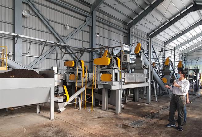 台南市政府环保局城西厨余高速发酵厂利用家户厨余制成肥料。（环保局提供／洪荣志台南传真）