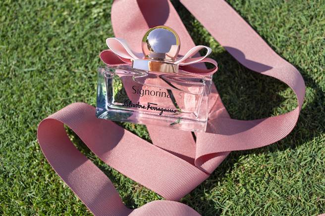 Signorina EDP_芭蕾女伶淡香精 。（Salvatore Ferragamo提供）