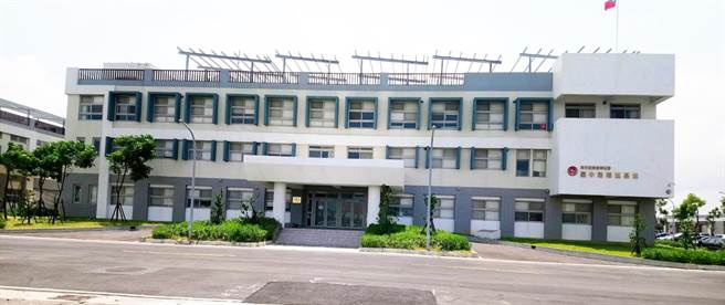 台中港4C码头新建台中港海巡基地厅舍，于2021年正式落成启用。(民眾提供)