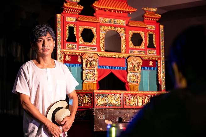 《指忘》透過一對布袋戲班父子的故事，討論失智症與傳統藝術的傳承。（黃聖鈞攝，廣藝基金會提供）