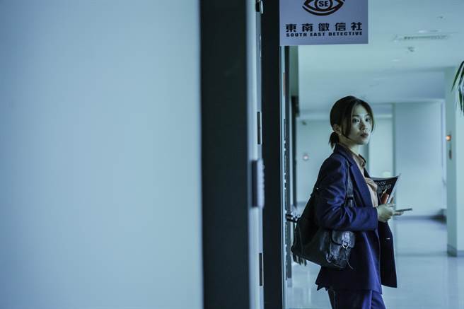 阮秋姮在片中饰演一名帮助在台新移民的徵信社探员。（传影提供）
