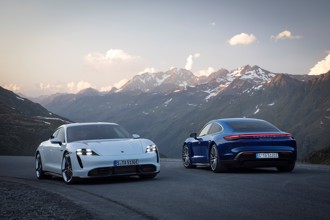 為所有車型提供全面的免費更新，Porsche Taycan全車系更新為 2023 年式車型軟體