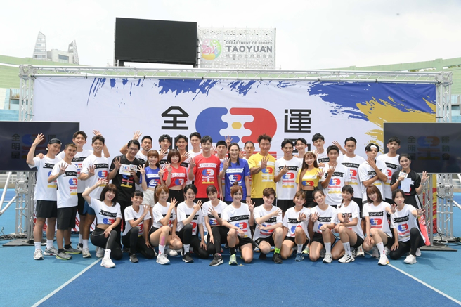 第4季《全明星運動會》共有30位參賽者。（三立提供）