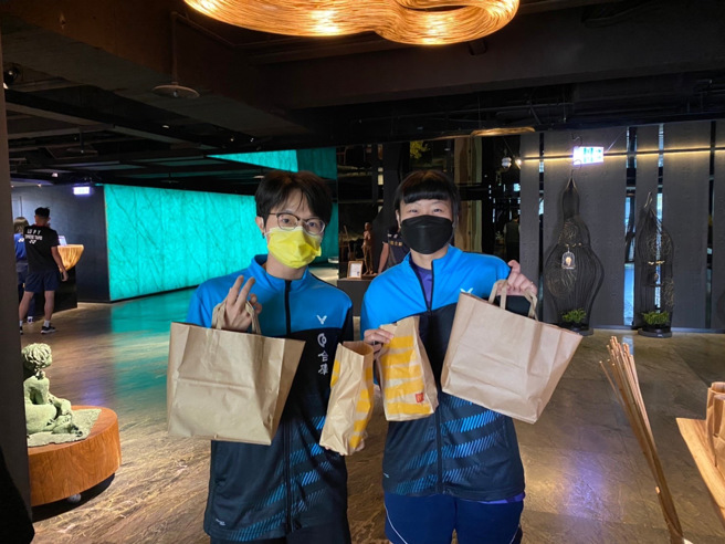2022台北羽球公開賽選手住宿飯店提供之早餐，也加發麥當勞等國際知名連鎖品牌餐點。（中華羽協提供）