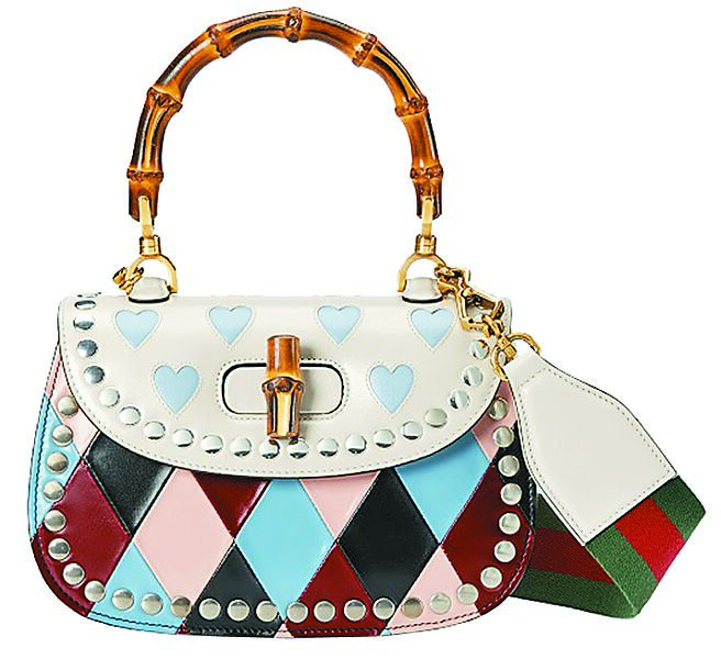 GUCCI Lovelight系列Bamboo多色印花肩背提包，20万3600元。（GUCCI提供）