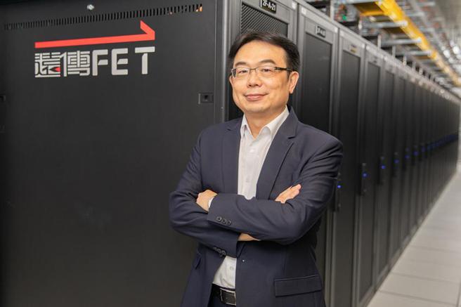 （远传电信携手施耐德电机打造低耗能、高效率且智慧的未来机房，实现智慧绿机房的转型愿景，图为远传企业暨国际事业群资深经理杨金祥。图／业者提供）