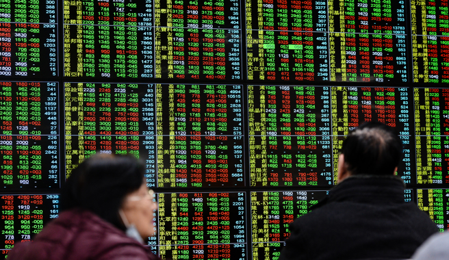 润泰双雄与宝成股价暴跌。（示意图／报系资料照）