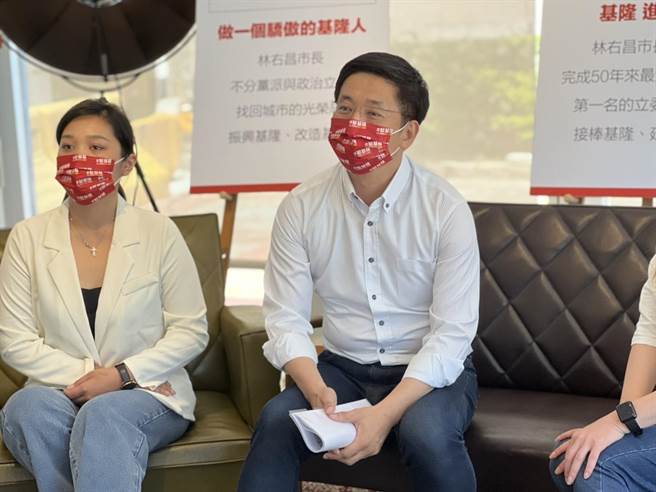 民進黨籍基隆市長參選人、立委蔡適應表示，將接棒基隆、延續光榮。（陳彩玲攝）