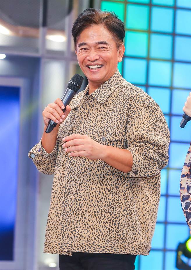 吴宗宪开心分享升格阿公的心情。（粘耿豪摄）