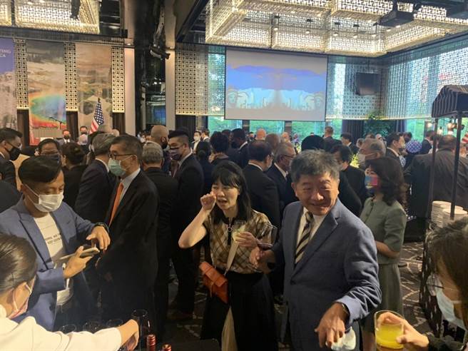 民進黨台北市市長參選人也受邀出席美國獨立紀念日酒會。（楊孟立攝）