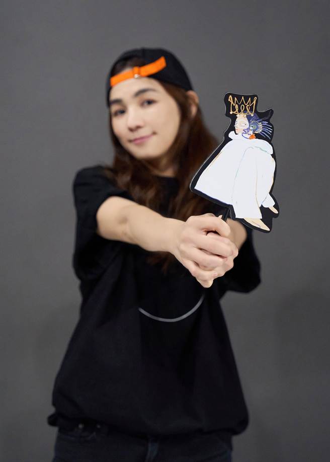 Ella8月將在高流開唱，正如火如荼與舞者們集合進行團練。（寬魚國際／勁樺娛樂提供）