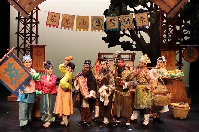 风神宝宝儿童剧团今年成立满10周年，团长陈昭贤期望能打造一个平台，让孩子们可以亲近歌仔戏。（传艺中心提供）