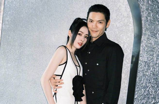 向佐遭大陸狗仔爆料背著郭碧婷出軌。(圖／取自向佐微博)