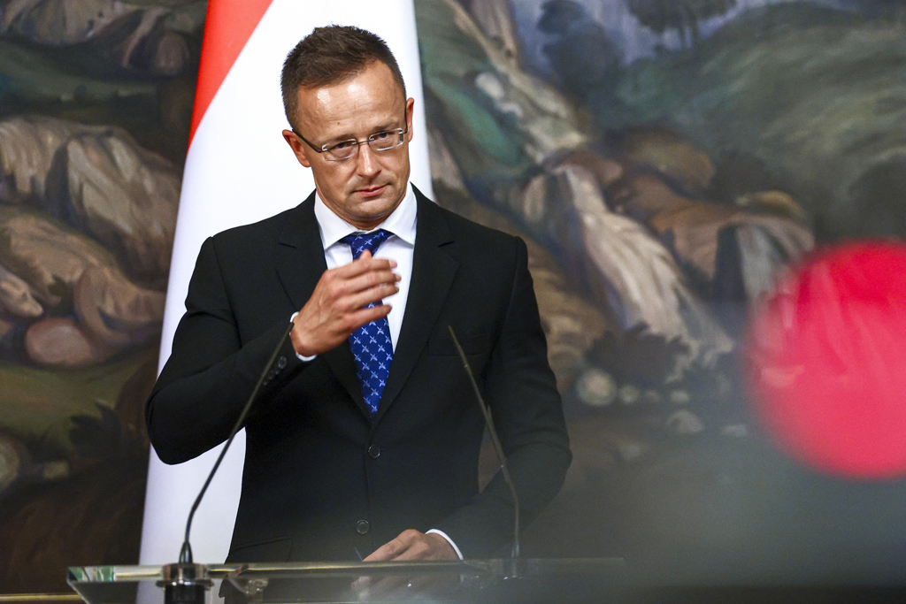 匈牙利外交部长西亚尔托（Peter Szijjarto）于莫斯科谈论购买能源议题（美联社）(photo:ChinaTimes)