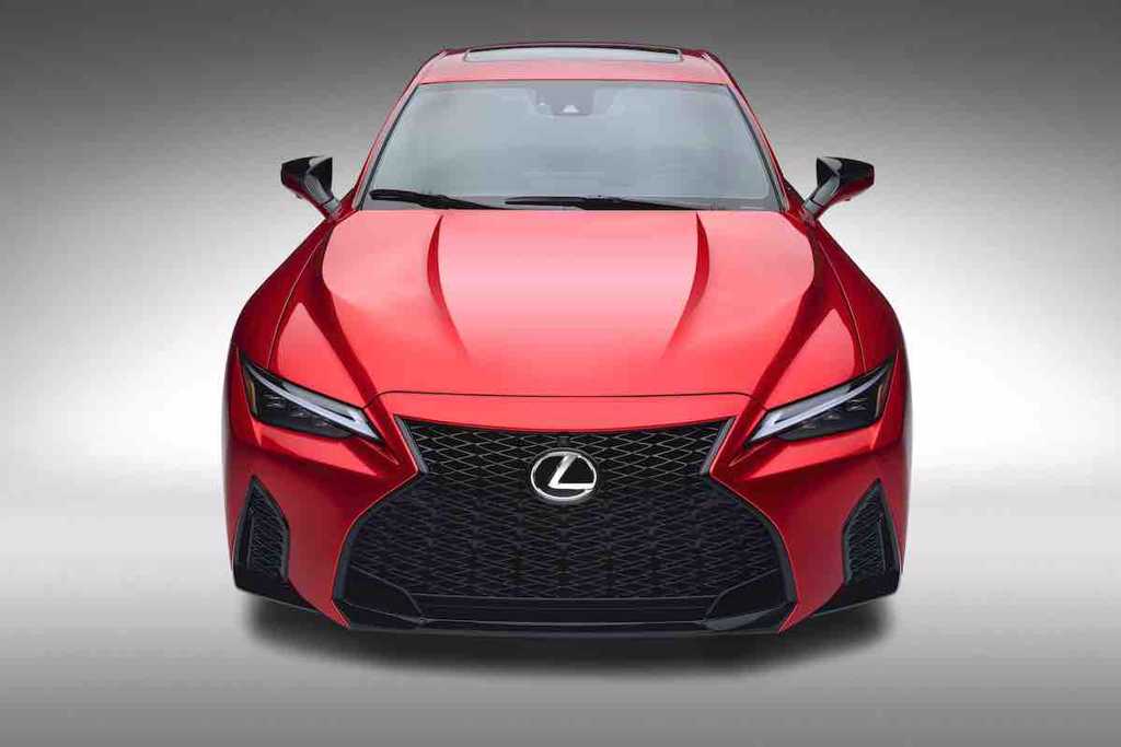 品牌性能房車一哥，Lexus IS500 F SPORT Performance 宣布導入日本市場(圖/CarStuff)