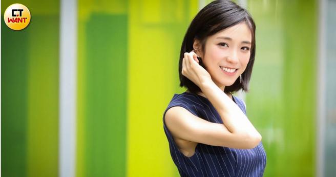 单身中的梁舒涵期待新恋情。（图／侯世骏摄）