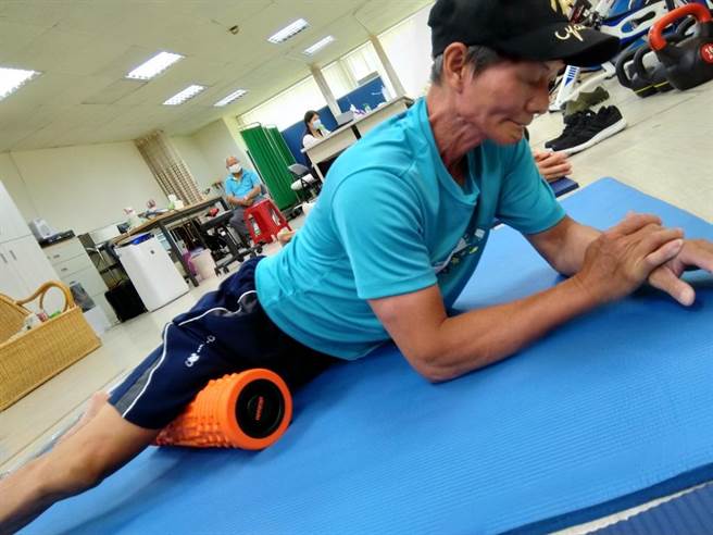 阳光基金会从前端推「槟榔废园转作计画」、结合公私单位推动「预防口腔癌」，降低导致口腔癌的因子，到后端透过社工、治疗师、护理师等专业团队提供「生心理重建服务」。（阳光基金会提供／林良齐台北传真）