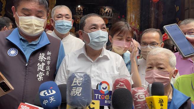 新北市長侯友宜宣示競選連任，但並未說明投入選戰的時程表。（呂健豪攝）