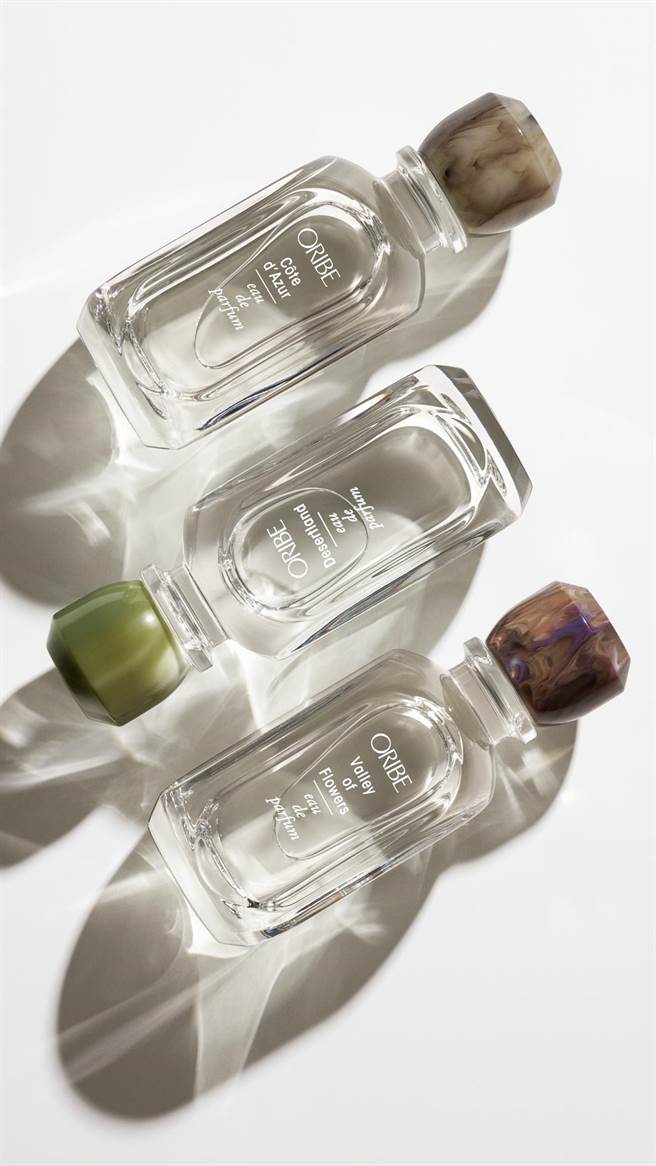 Oribe近期推出香水系列，除蔚蓝海岸(Côte d’Azur)标志性香氛外，更增添花城香谷(Valley of Flowers)和绿漠沙丘(Desertland)两款新香氛，成就品牌缭绕芬芳之路。（Oribe提供）