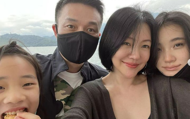 小S家庭旅遊前往南投，連續多日分享出遊照片，十分享受旅行。（圖／翻攝自elephantdee IG）