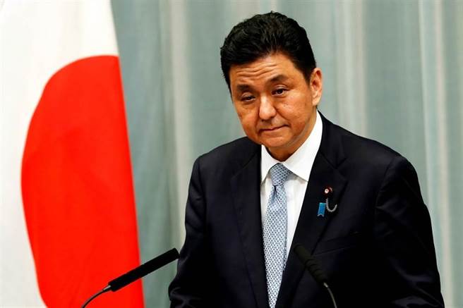 日本防卫大臣岸信夫（资料照／路透社）