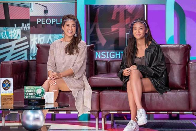 陳宥蓁擁有一個不怕曬，熱愛戶外運動的衝浪辣媽，直言覺得非常酷。（TVBS提供）