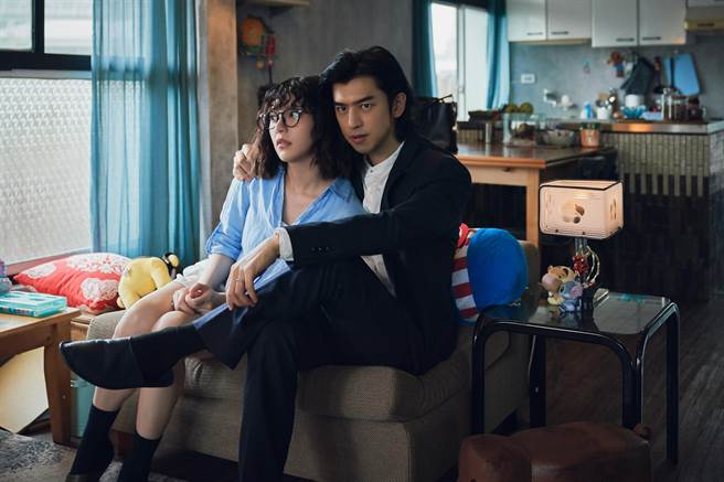 陳柏霖與郭雪芙在朝夕相處下成為默契搭檔。（Disney＋提供）