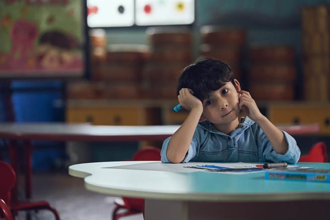 童星林格宇飾演的良良非常討喜可愛。（Disney＋提供）