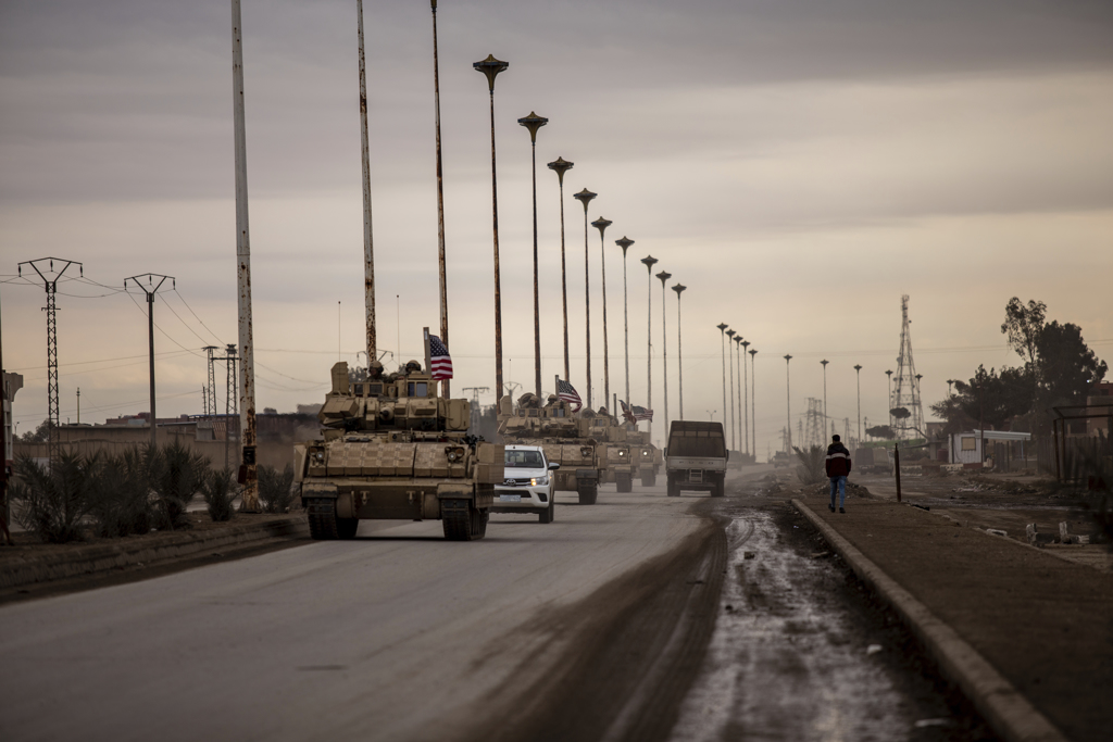 美军于叙利亚东部的车队资料照。（美联社）(photo:ChinaTimes)
