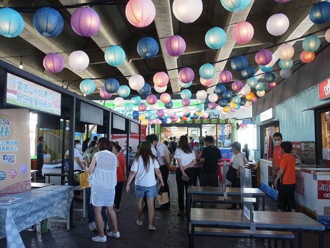 云林县政府「浪鳗口湖」登场，连结61幸福公路行销鳗鱼美食。（张朝欣摄）