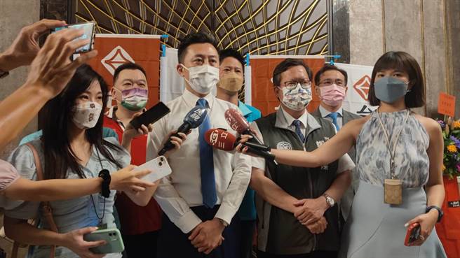 林智坚表示，国民党没有想要提出政绩、政见，想用负面选举作为主轴跟基调。(赖佑维摄)