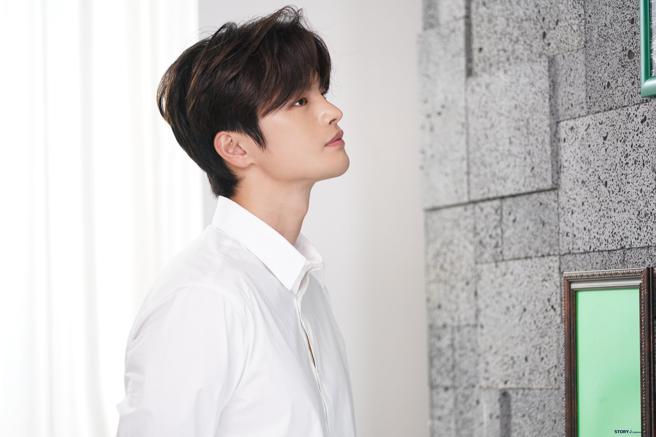 徐仁国演歌双栖，海内外皆拥有高人气。（华纳音乐国外部提供）