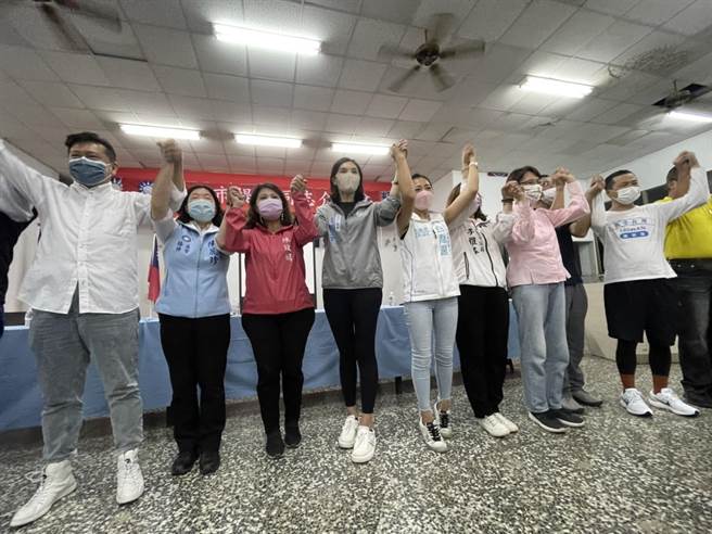 国民党前台北市议员罗智强23日将南下高雄参加楠梓区议员提名介绍会，并为国民党高雄市长参选人柯志恩站台，也强调有特别准备「秘密计画」要替柯志恩助选。（洪浩轩摄）