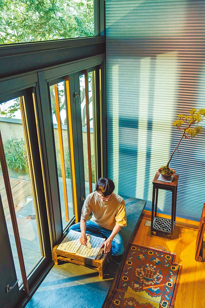 袭园美术馆每3个月更换一次展览，还有不定期的点茶课、厨艺课、艺术家合作的工作坊，以及艺术家的创作分享会。（石智中摄）