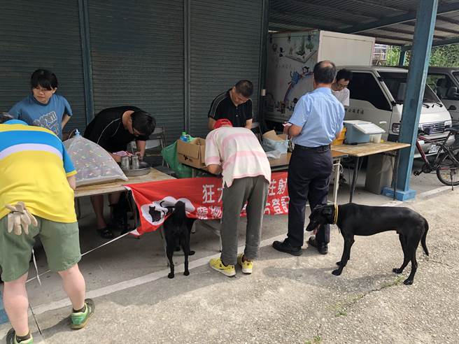县府今年也将举办27场次免费犬猫绝育3合1活动。（苗栗县府提供／李京升苗栗传真）