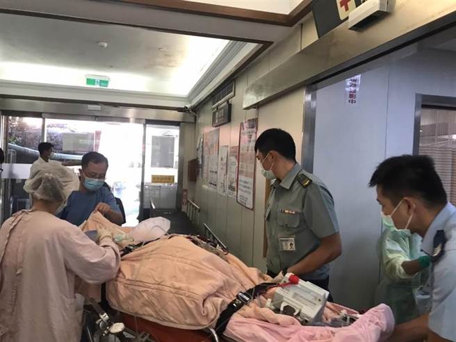 陆军装甲564旅全姓士兵21日在屏东三军联训基地执行战车鑑定作业时被炮尾环压伤不治。（谢佳潾摄）