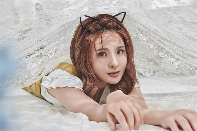 郭静推出新歌〈你怎么还不睡呢〉。（星动娱乐提供）