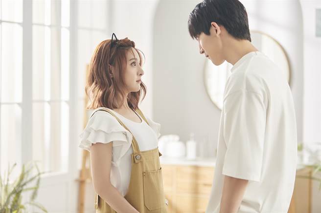 郭静推出新歌〈你怎么还不睡呢〉。（星动娱乐提供）