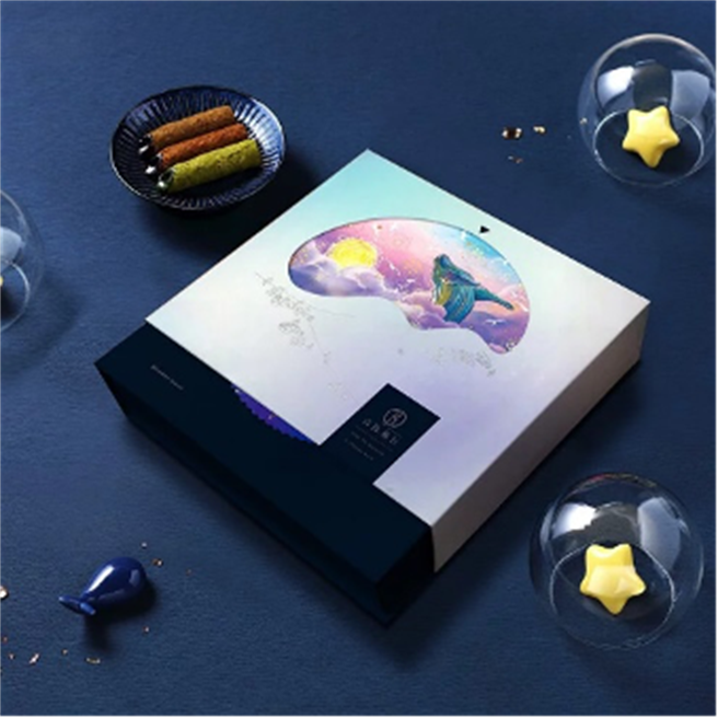 青鸟旅行「唤月鲸辰——中秋典藏礼盒」提升互动趣味性。（青鸟旅行提供）