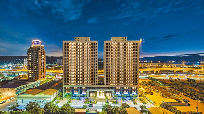 【春城台北港】位处台北港特区正核心，规划设计一开始就从减碳节能及住户的居住层面着想，打造低碳节能概念建筑。