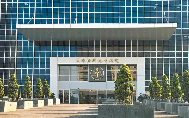 黄姓男子与朋友去年合开赌场，但才开张一天就被警方查获，并被没收一笔金钱。桥院审理后撤销原判决。（本报资料照片）