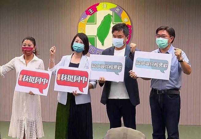 陈时中今起空战陆战齐跑 两周内办26场见面会。(崔慈悌摄)