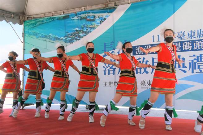 台东新港区渔会水产品加工厂及长滨渔港西码头25日落成启用。（台东县府提供／蔡旻妤台东传真）